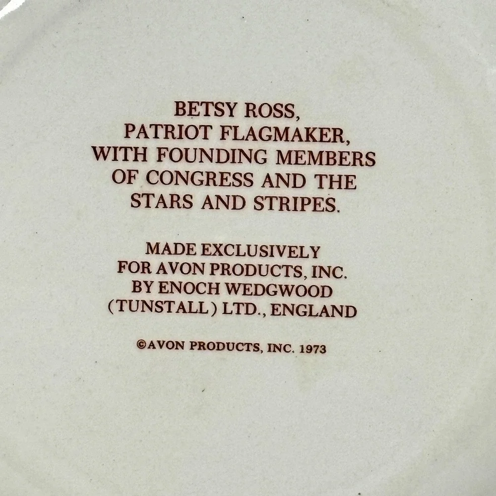 Avon Betsy Ross Collector Plate White Gold 1973 James Avati Wedgwood